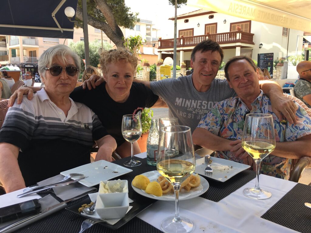 Yamada Sensei, Peter, Teresa y Manolo en Mallorca